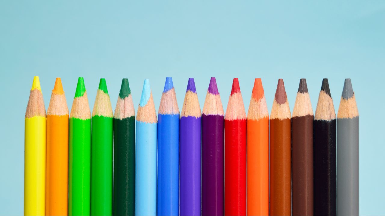 เทคนิคการเลือกใช้สีเพื่อสร้างความน่าเชื่อถือให้กับบริษัทหรือองค์กร